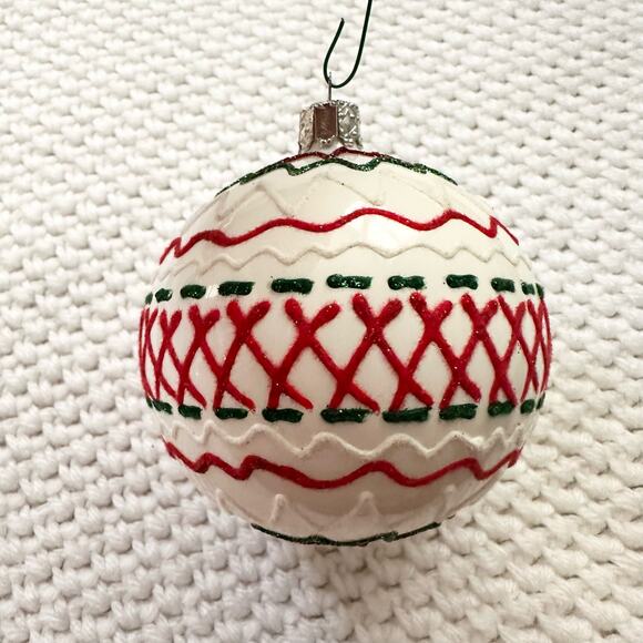 Bundle Lot Large 4 Round Orb Ornaments Red Green Nutcracker Soldier Fair Isle - Picture 5 of 6